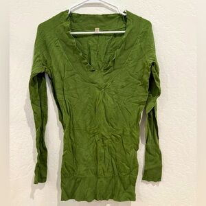 Frenchi scoop neck sweater size L